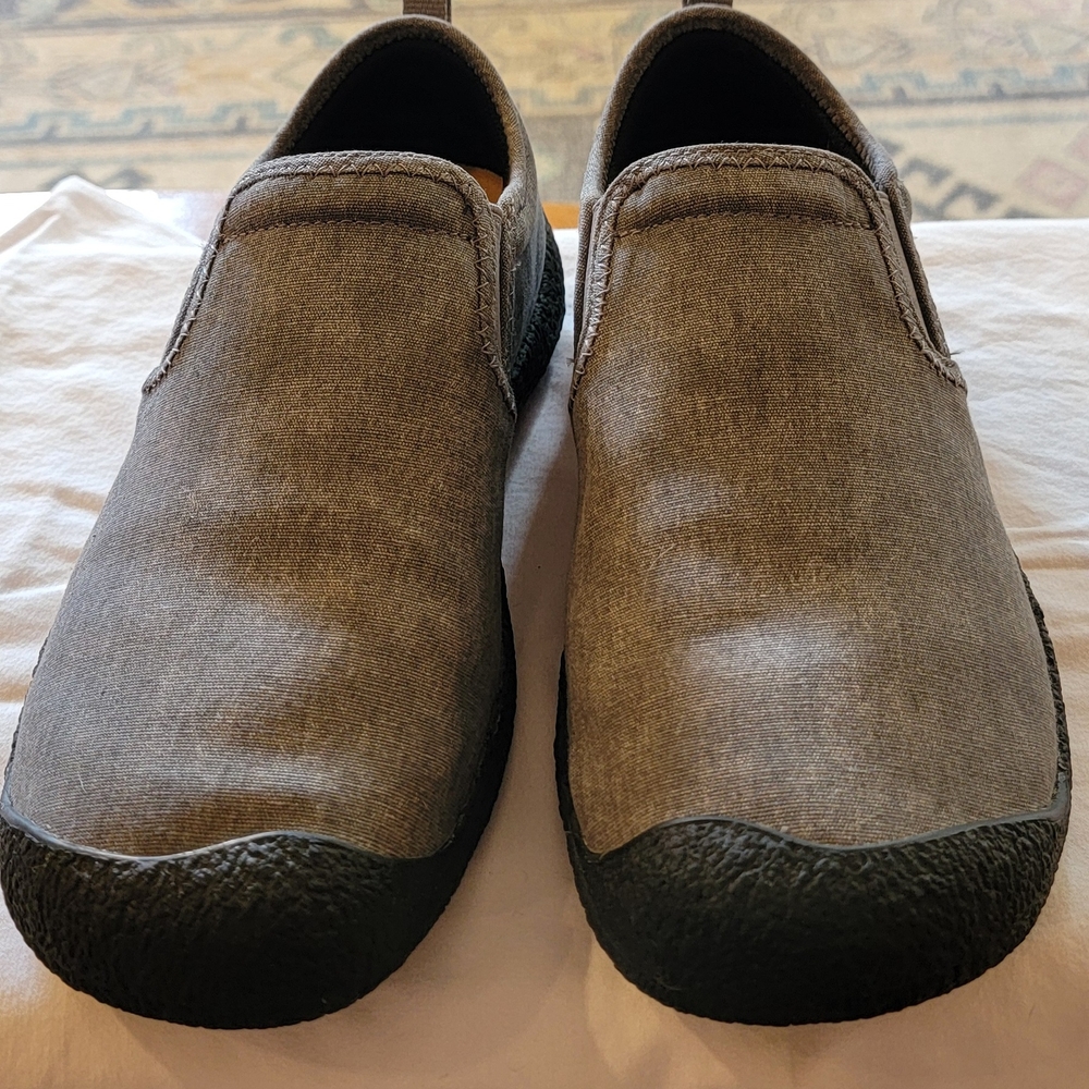 Womens Keen Howser Canvas Slip- Ons